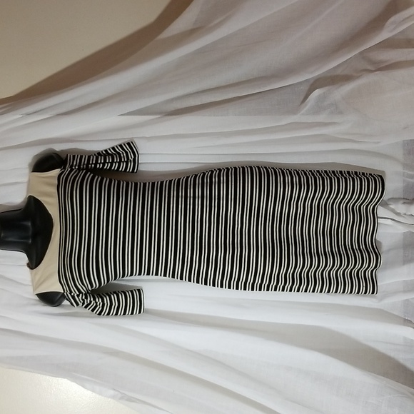 NWOT Sz L (Fits 8-10 safely) Striped long midi dress with shoulder cutouts - Picture 2 of 4
